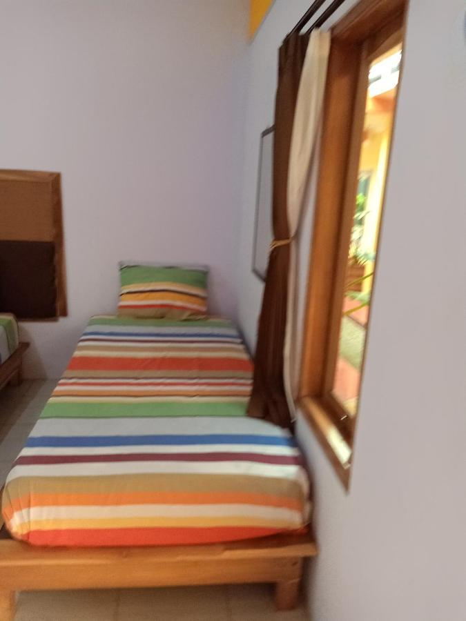 Latansa Homestay Banyuwangi  Exterior foto